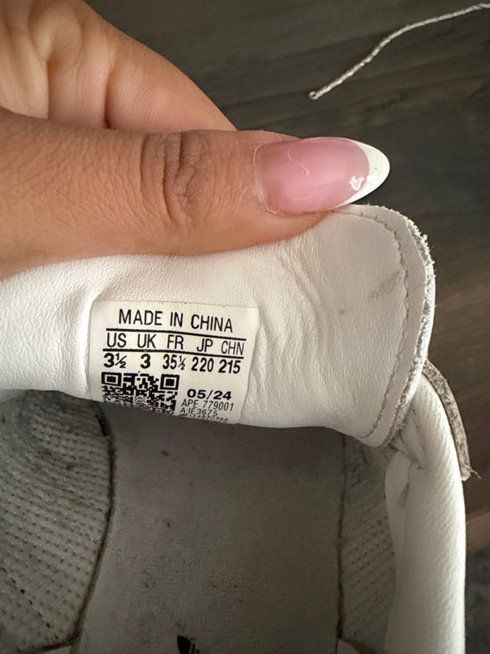 Size 3.5 YOUTH - Picture 3 of 3